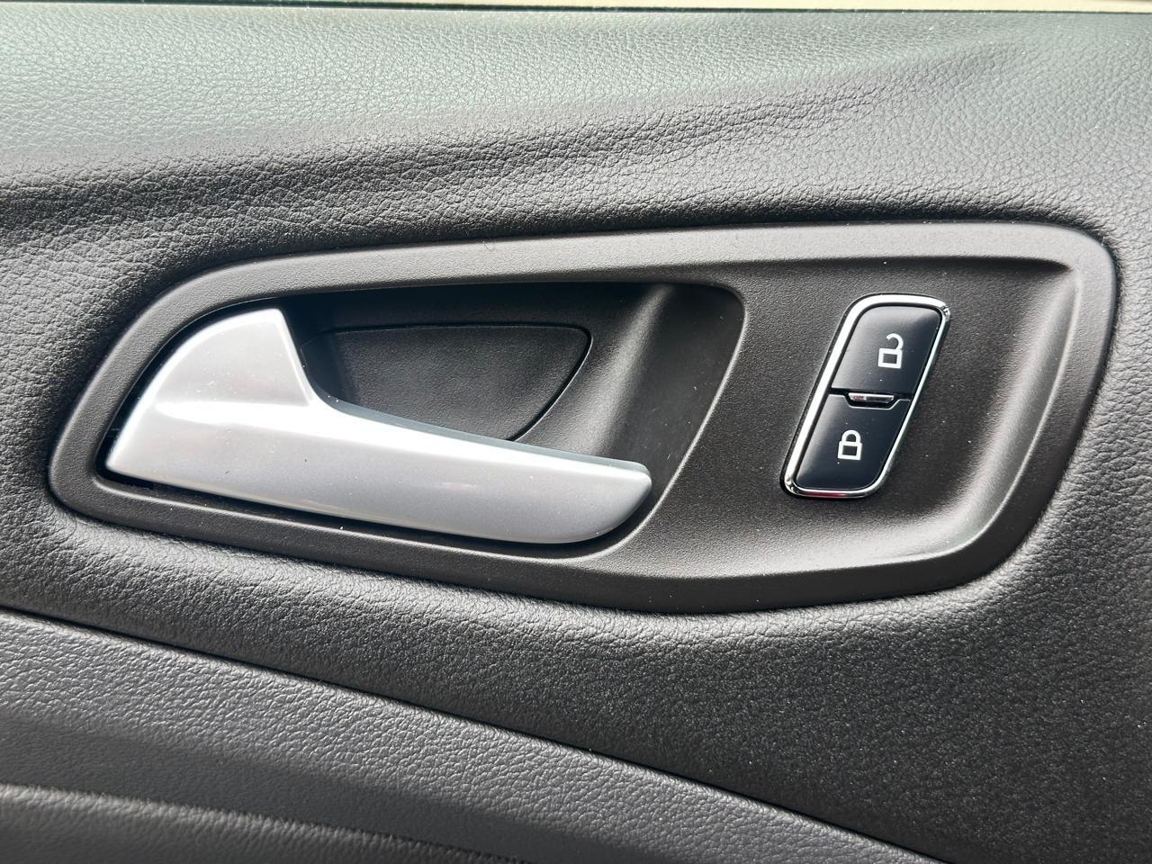 Used Ford Kuga 2016 for sale - 77170687: Photo 28