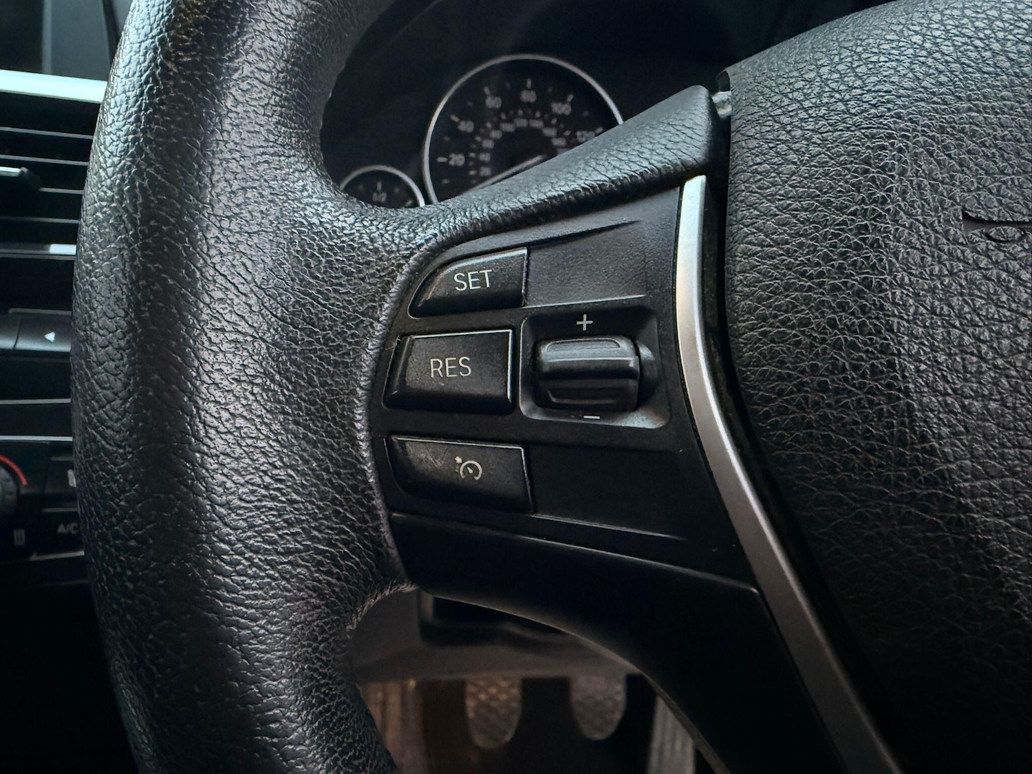 Used BMW 3 Series 2013 for sale - 77559634: Photo 23