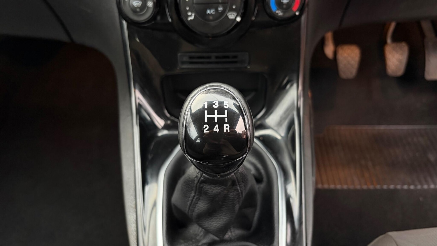 Used Ford Fiesta 2016 for sale - 77170683: Photo 16