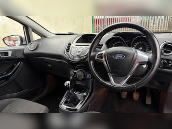 Used Ford Fiesta 2016 for sale - 77170683: Photo