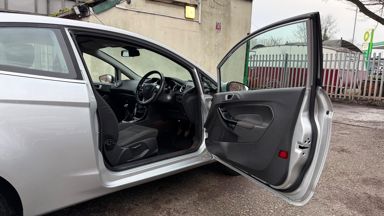 Used Ford Fiesta 2016 for sale - 77170683: Photo 36