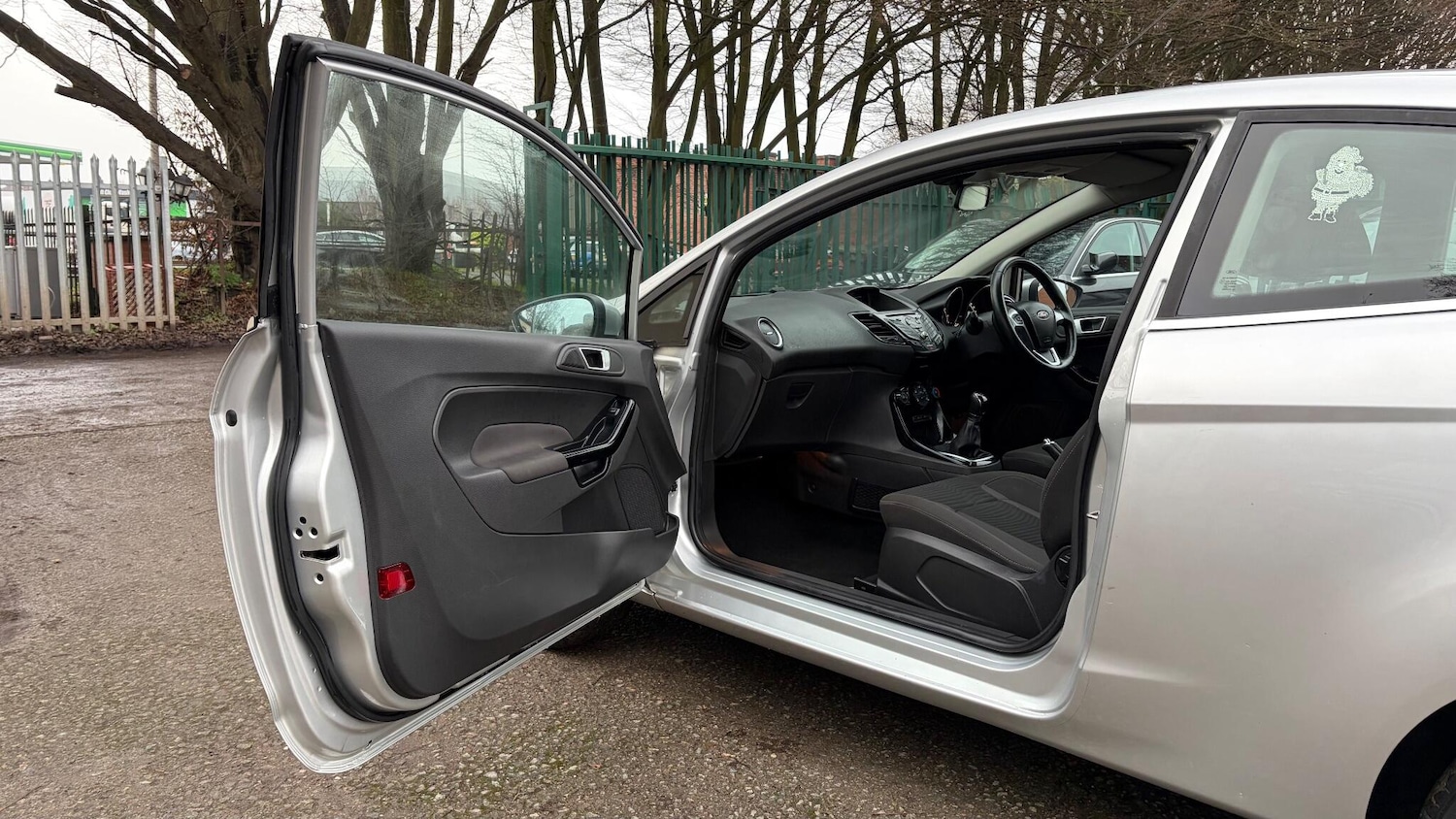 Used Ford Fiesta 2016 for sale - 77170683: Photo 37