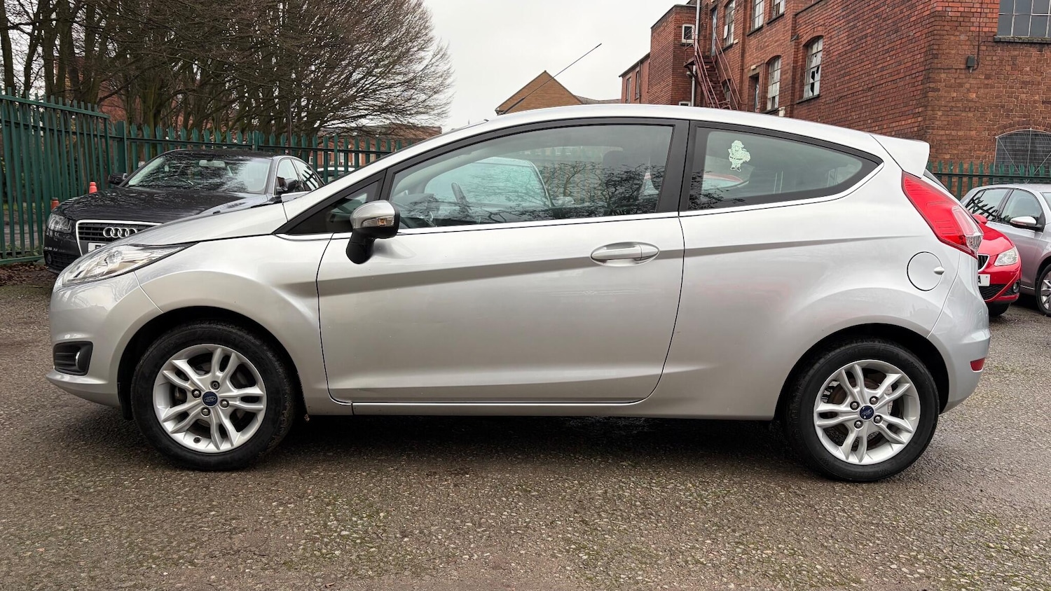 Used Ford Fiesta 2016 for sale - 77170683: Photo 7