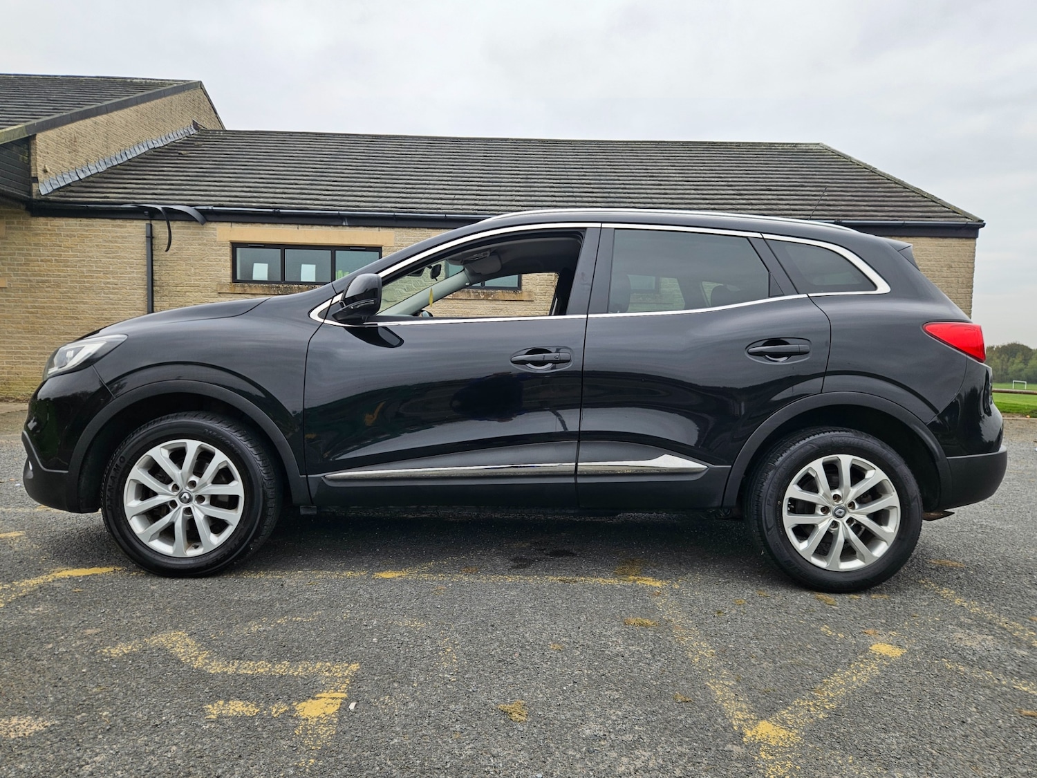 Used Renault Kadjar 2015 for sale - 76618545: Photo 4