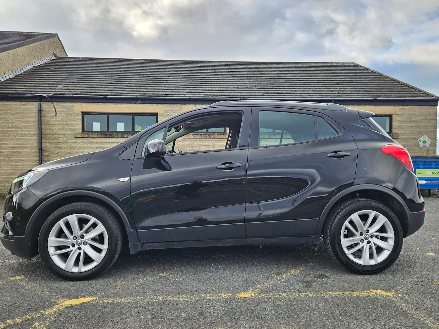 Used Vauxhall Mokka X 2017 for sale - 76618501: Photo 3