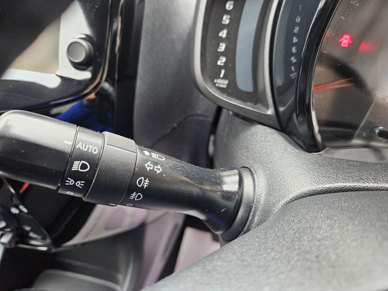 Used Peugeot 108 2015 for sale - 76618554: Photo 12