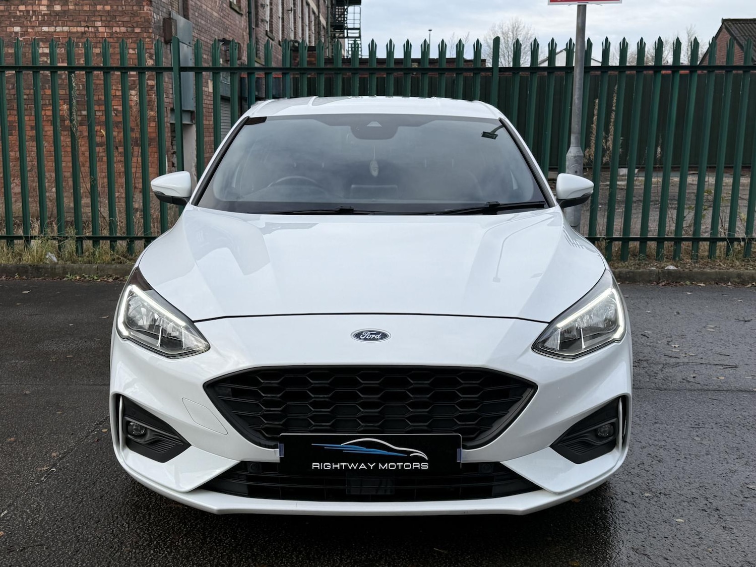 Used Ford Focus 2019 for sale - 76839712: Photo 2
