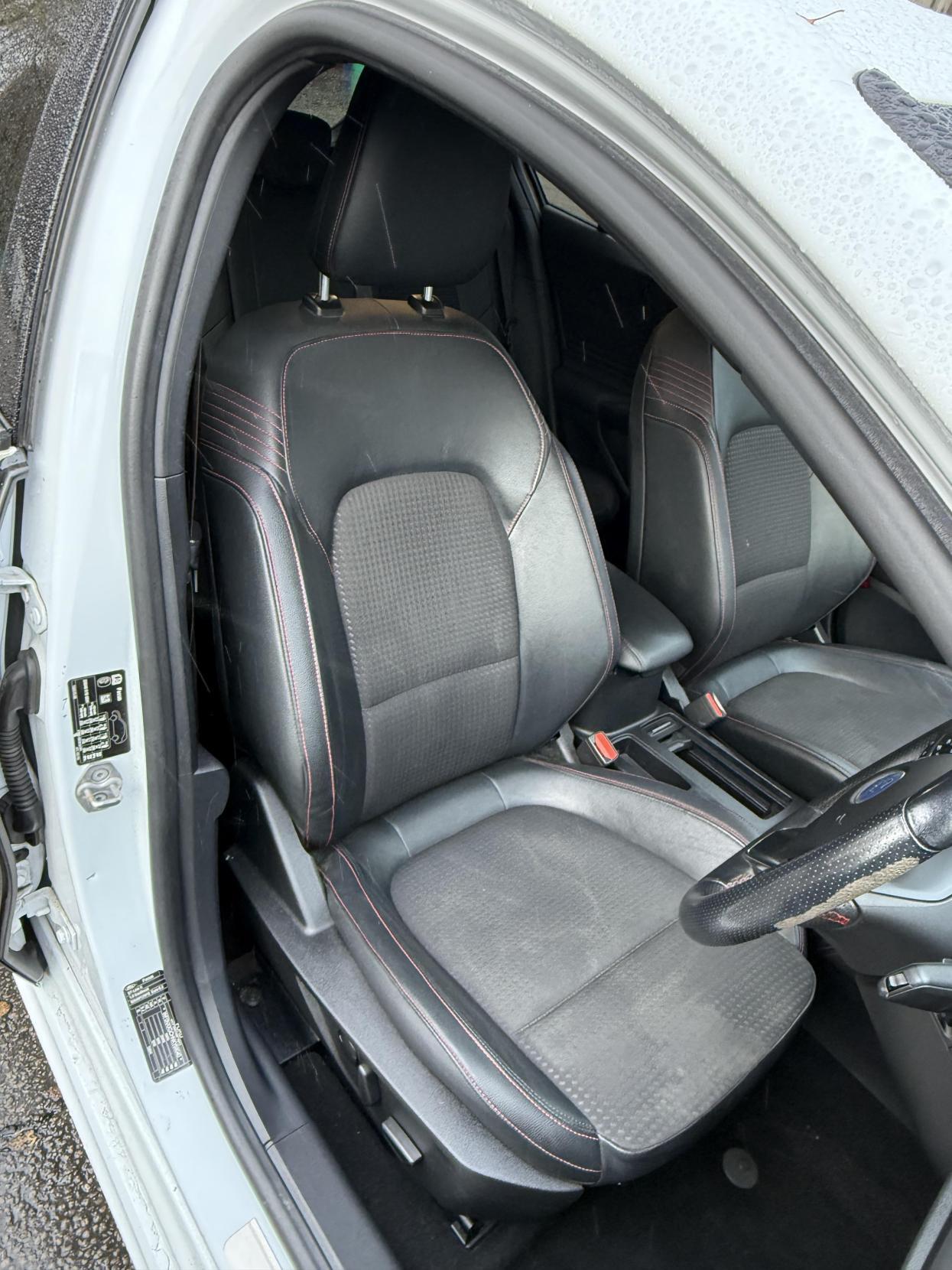 Used Ford Focus 2019 for sale - 76839712: Photo 20