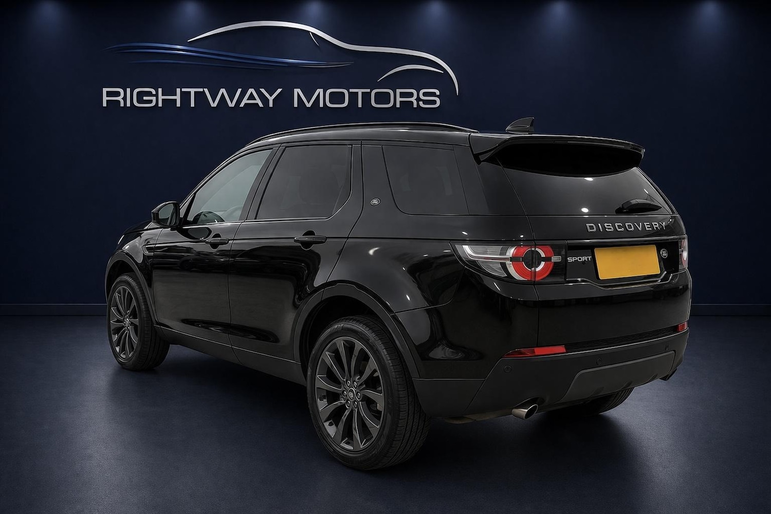 Used Land Rover Discovery Sport for sale - 78127943: Photo 2