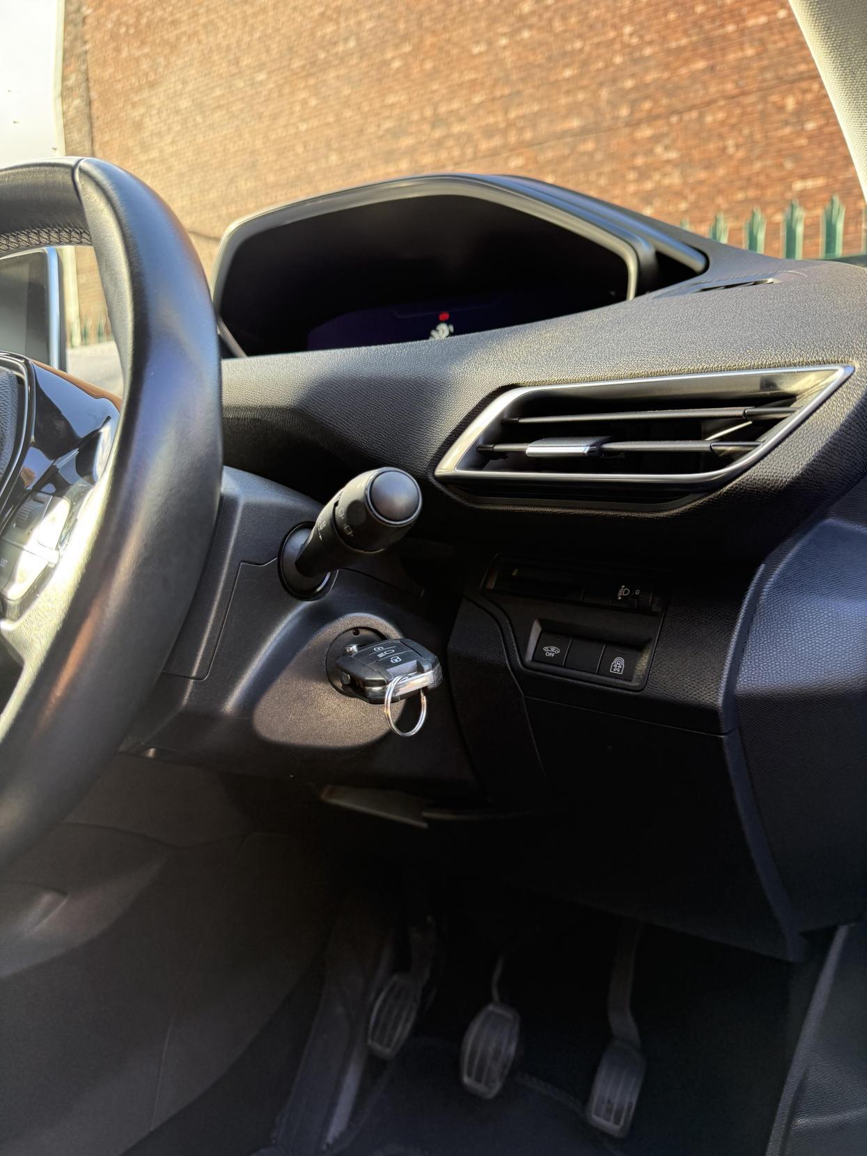 Used Peugeot 3008 for sale - 76521633: Photo 28