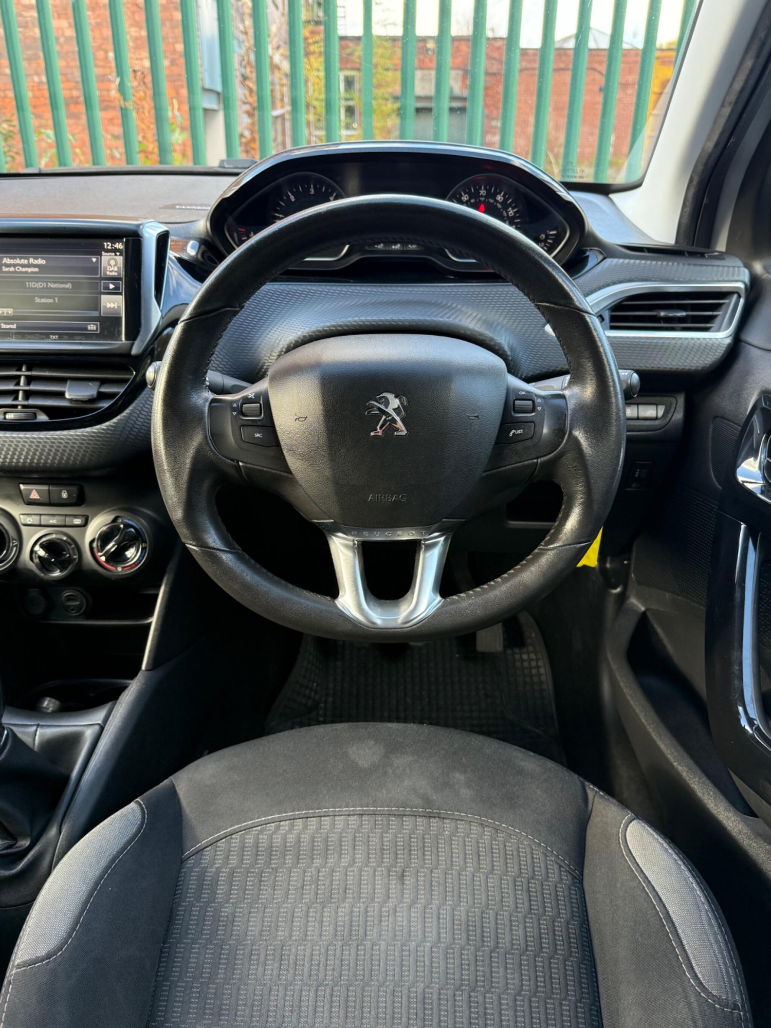 Used Peugeot 208 for sale - 76995264: Photo 20