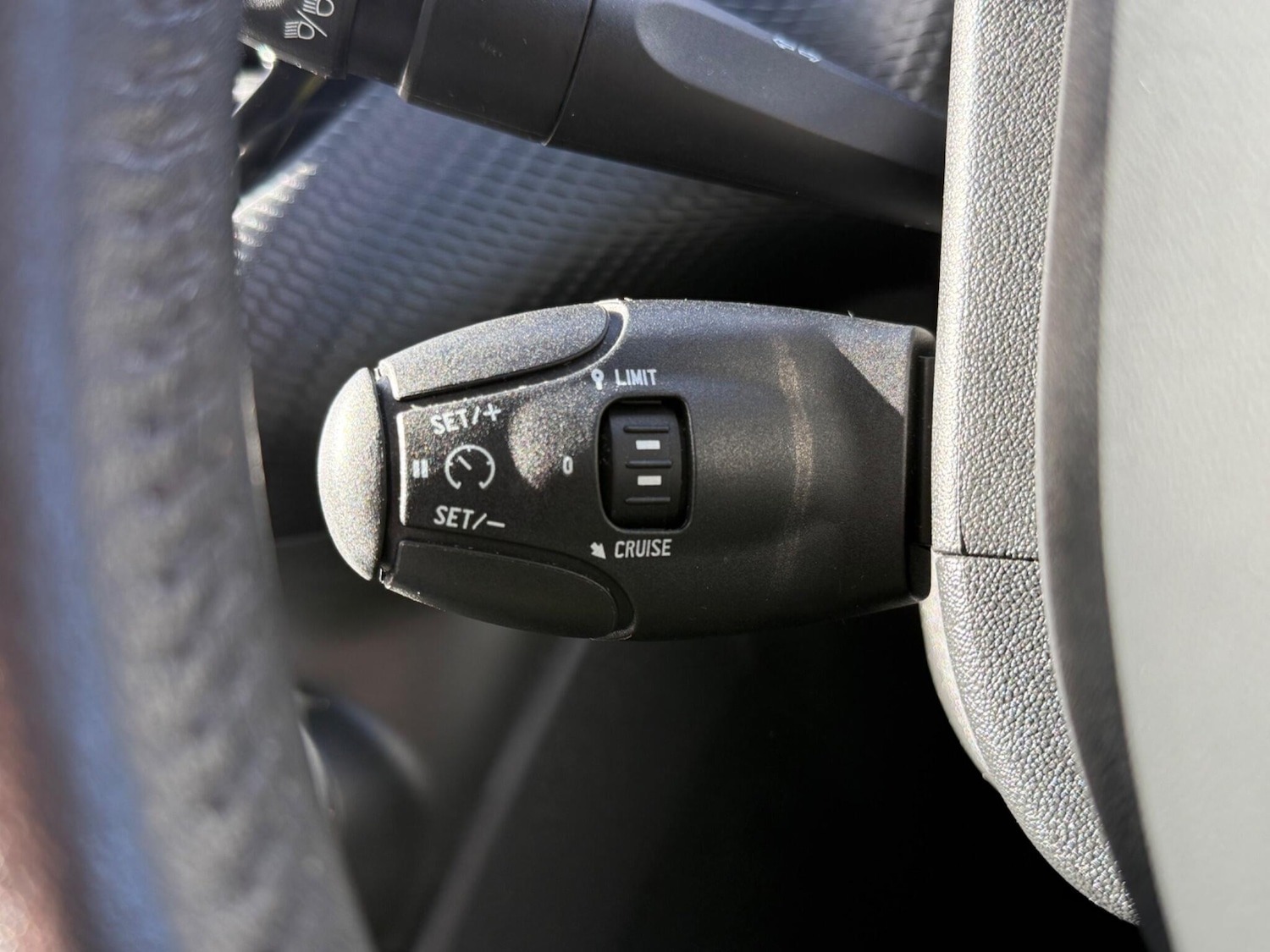 Used Peugeot 208 for sale - 76995264: Photo 26