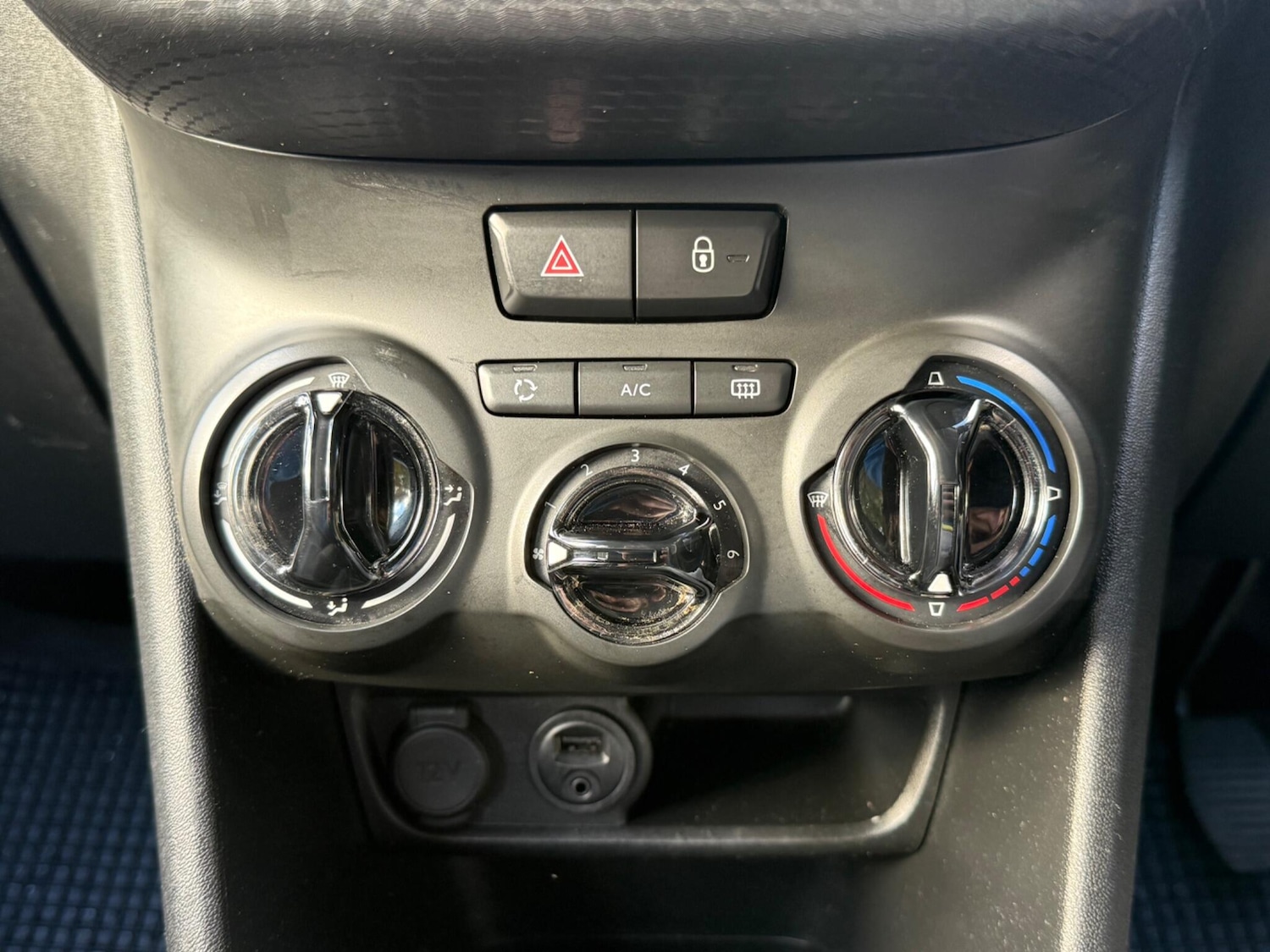 Used Peugeot 208 for sale - 76995264: Photo 29