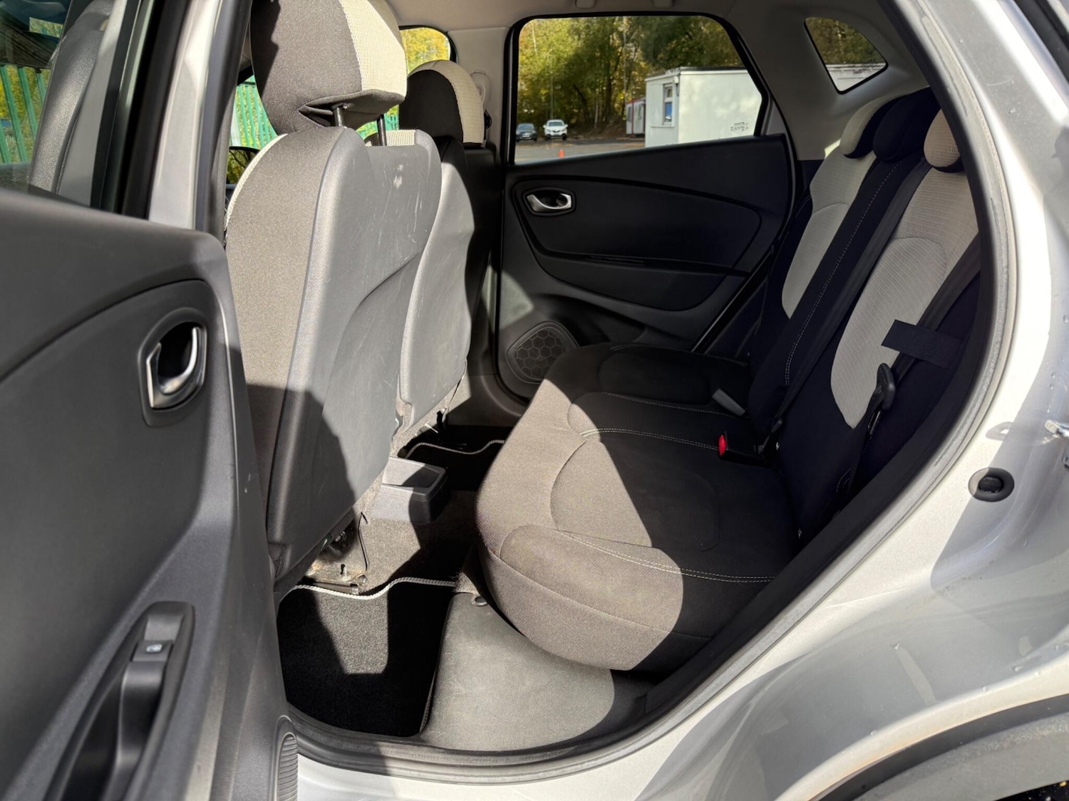 Used Renault Captur 2018 for sale - 76440973: Photo 16