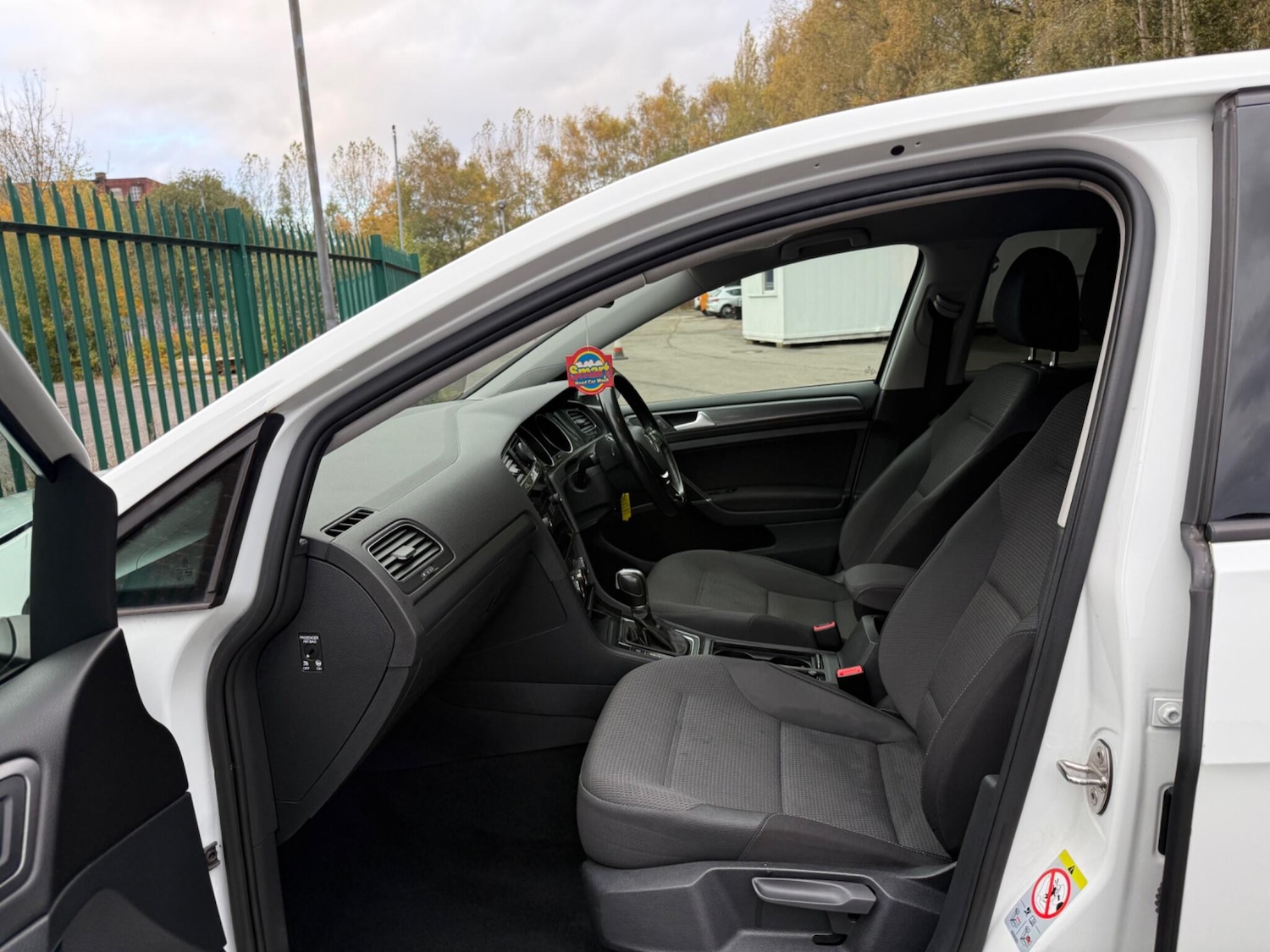 Used Volkswagen Golf 2017 for sale - 76432425: Photo 19