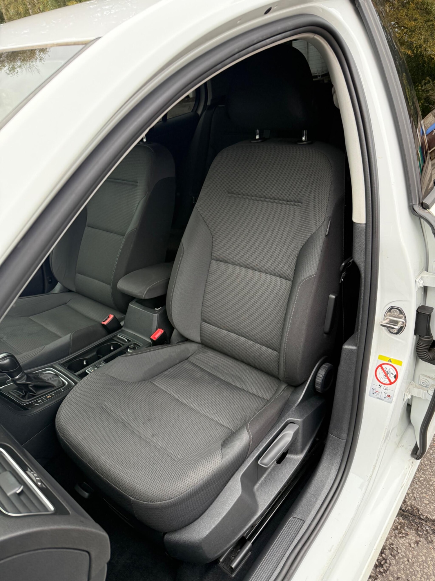 Used Volkswagen Golf 2017 for sale - 76432425: Photo 20