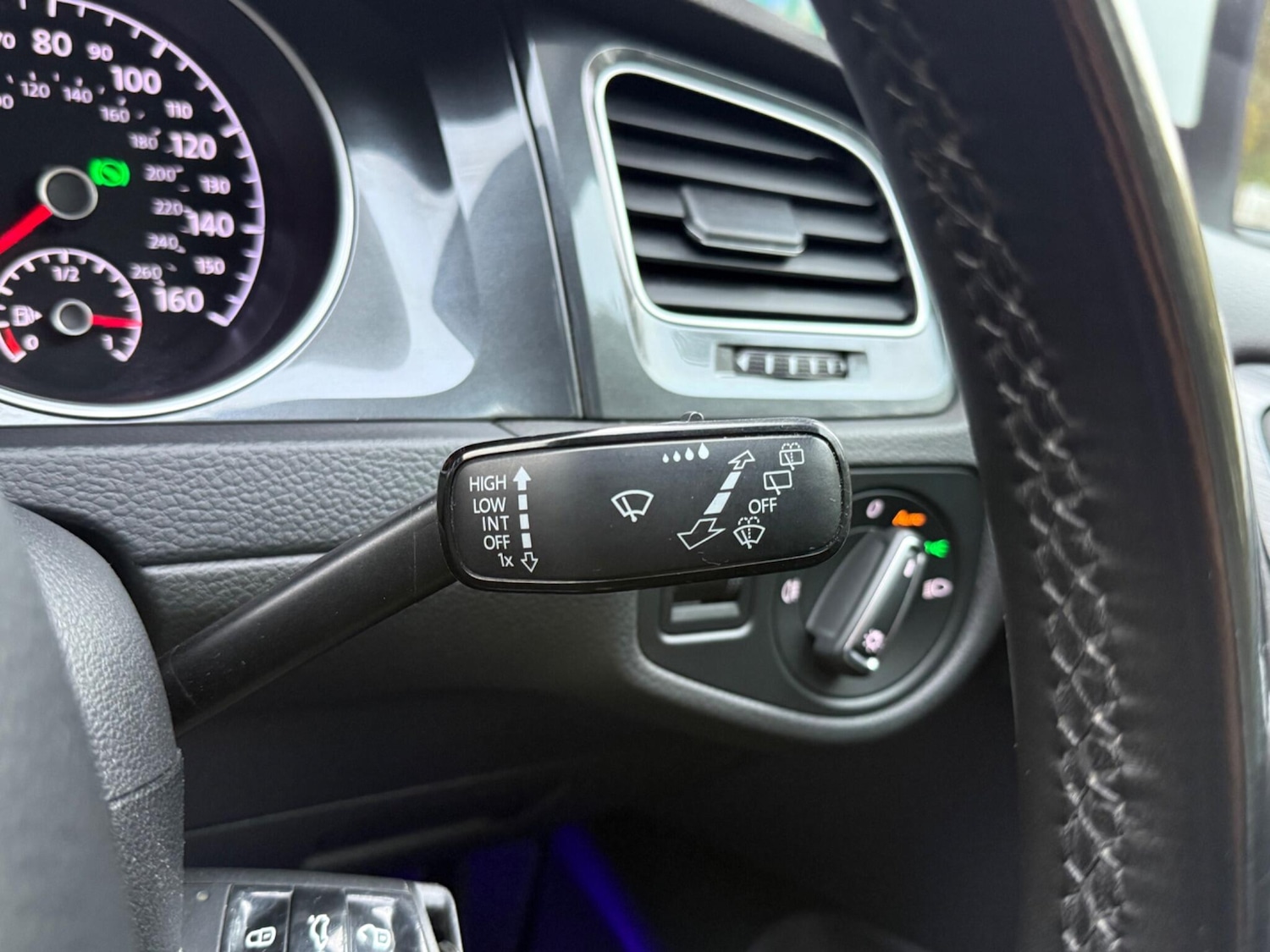 Used Volkswagen Golf 2017 for sale - 76432425: Photo 28