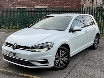 Used Volkswagen Golf 2017 for sale - 76432425: Photo