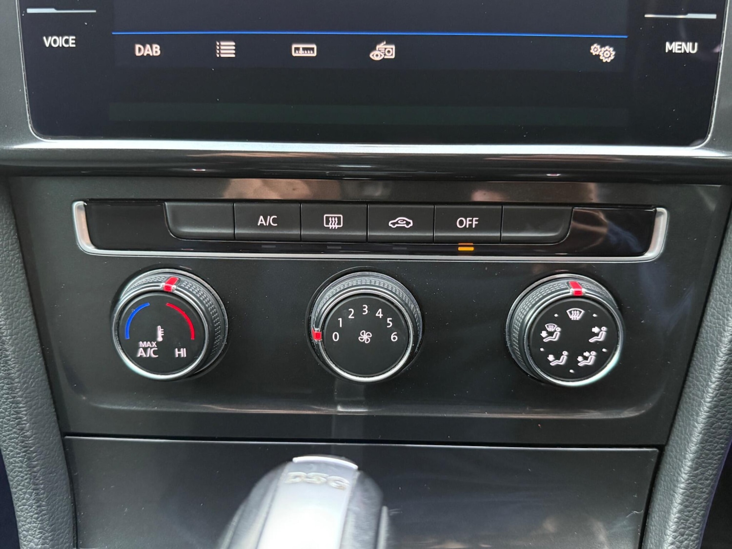 Used Volkswagen Golf 2017 for sale - 76432425: Photo 31