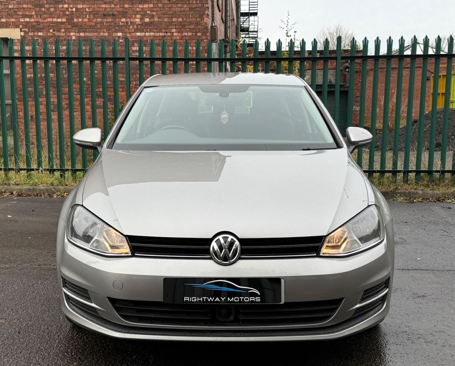 Used Volkswagen Golf 2013 for sale - 76431904: Photo 3