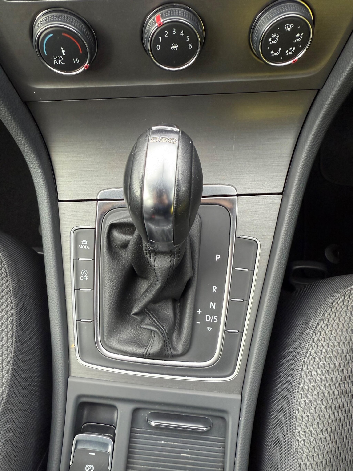 Used Volkswagen Golf 2013 for sale - 76431904: Photo 35