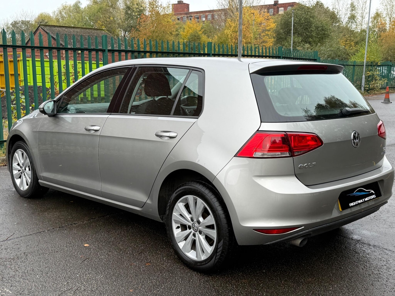 Used Volkswagen Golf 2013 for sale - 76431904: Photo 9