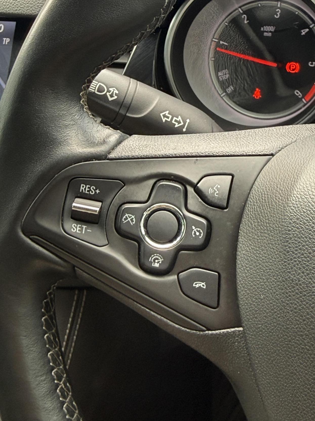 Used Vauxhall Astra for sale - 78136008: Photo 25