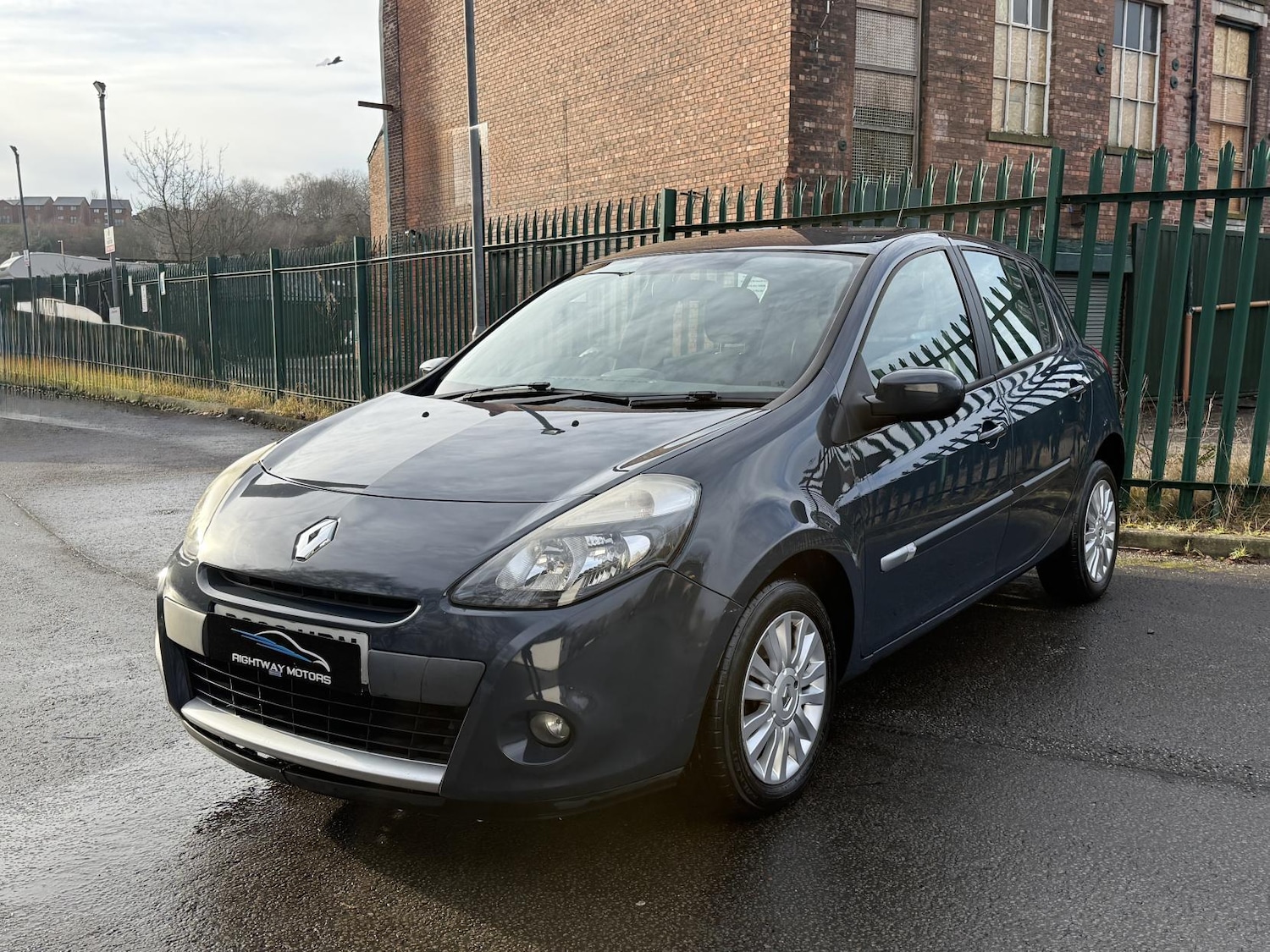 Used Renault Clio 2012 for sale - 77215183: Photo 5