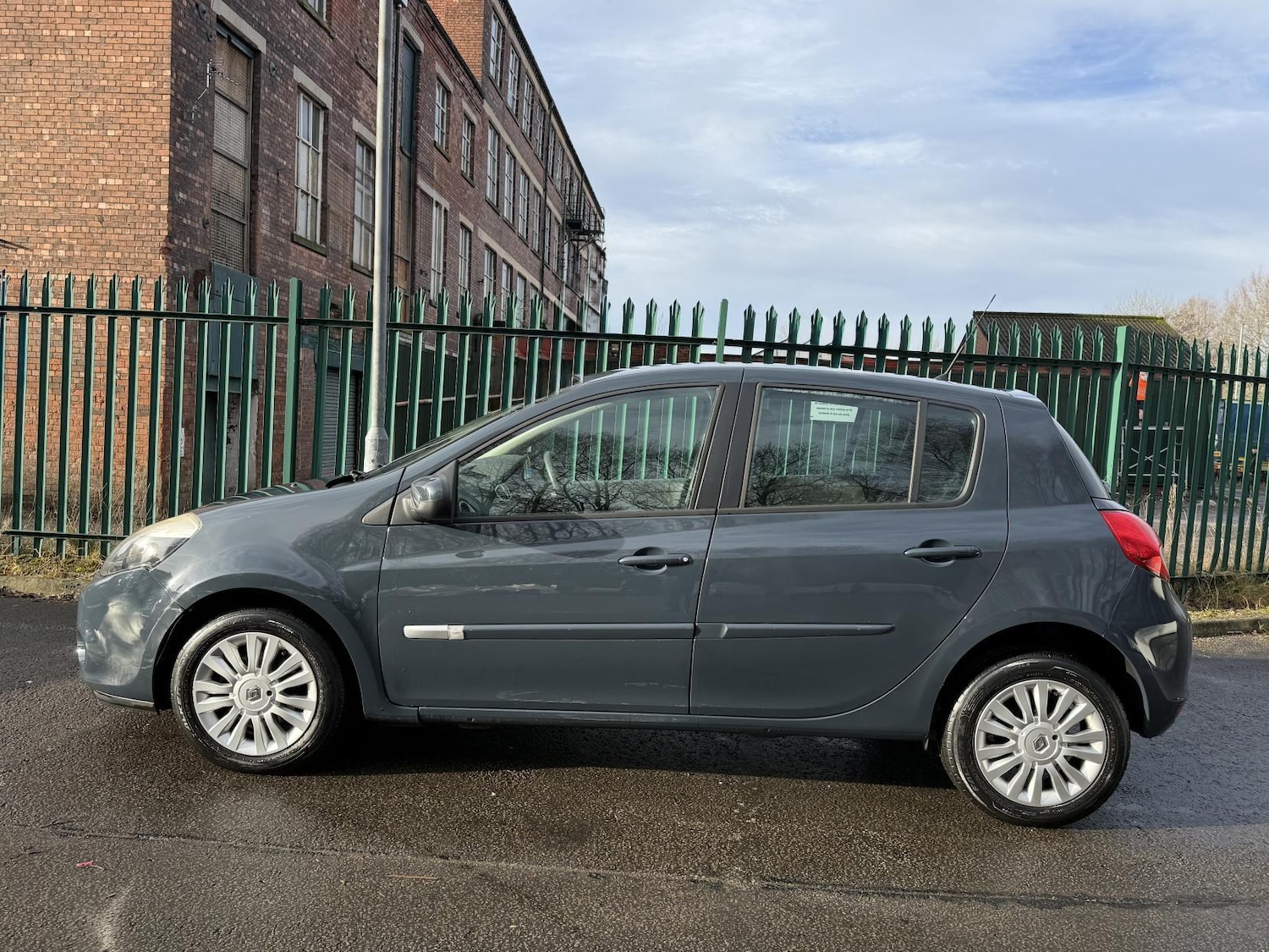 Used Renault Clio 2012 for sale - 77215183: Photo 7