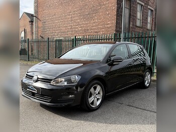 Used Volkswagen Golf 2015 for sale - 77523534: Photo