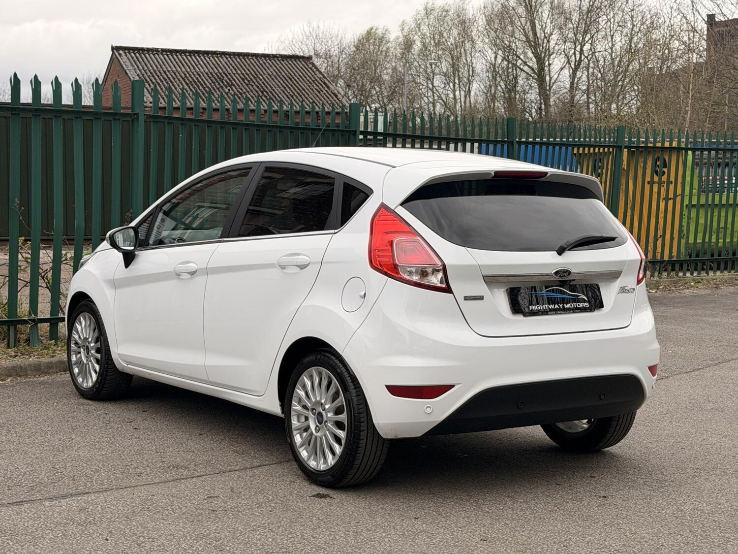 Used Ford Fiesta 2014 for sale - 78100488: Photo 10