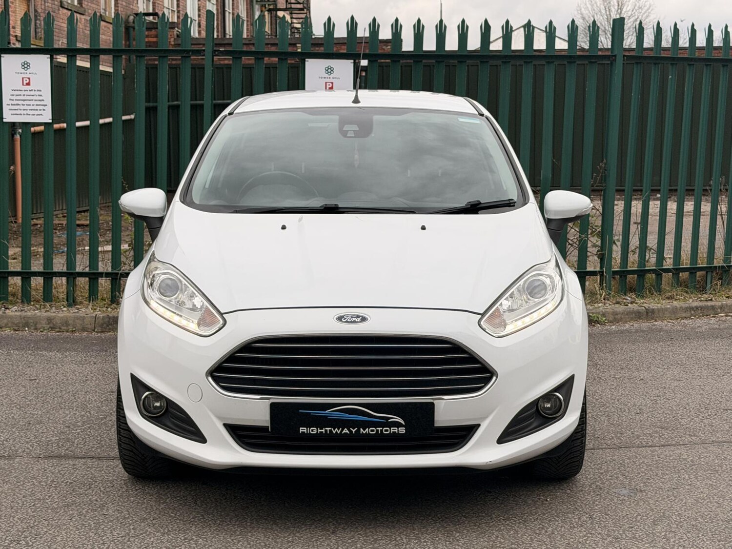 Used Ford Fiesta 2014 for sale - 78100488: Photo 3
