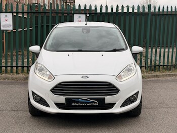 Used Ford Fiesta 2014 for sale - 78100488: Photo