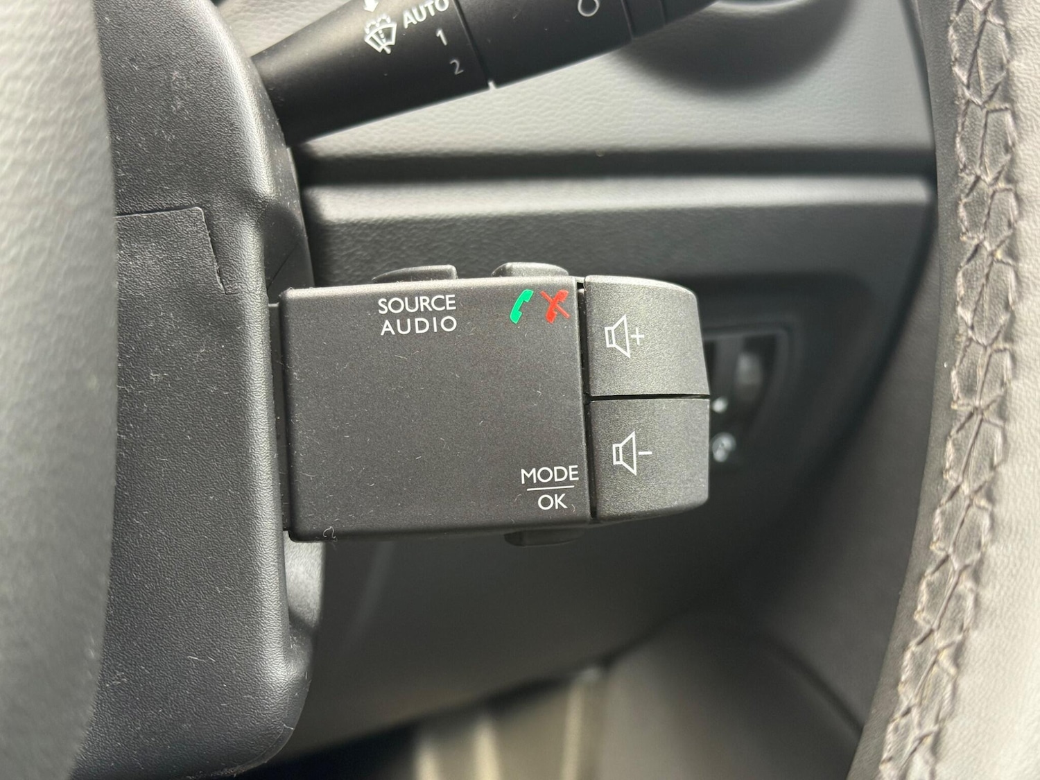 Used Renault Captur 2018 for sale - 76992451: Photo 26