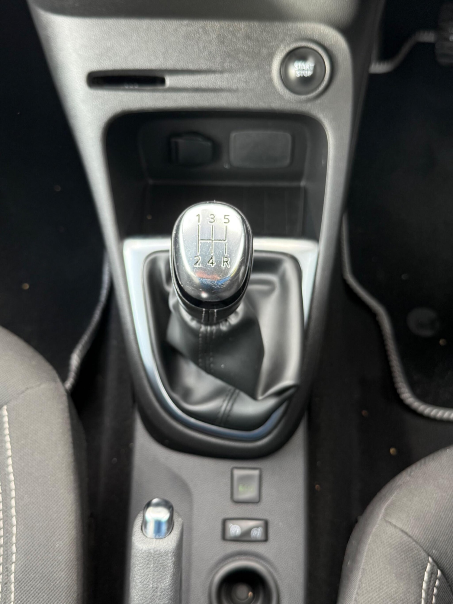 Used Renault Captur 2018 for sale - 76992451: Photo 34