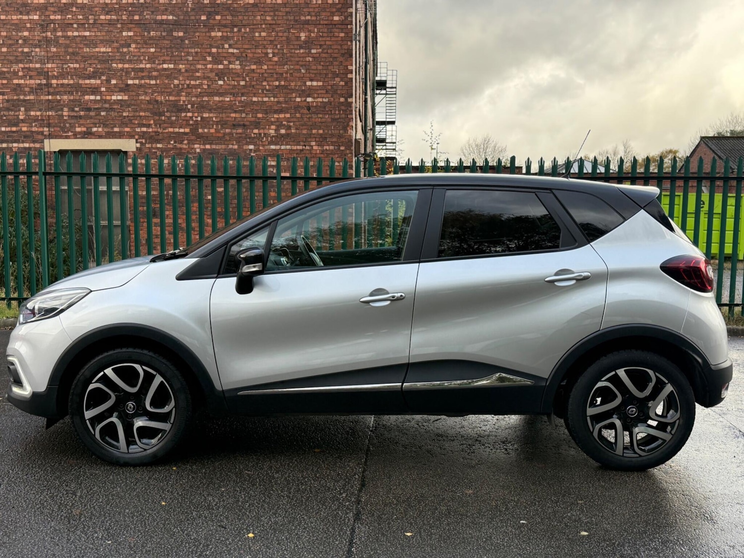 Used Renault Captur 2018 for sale - 76992451: Photo 6