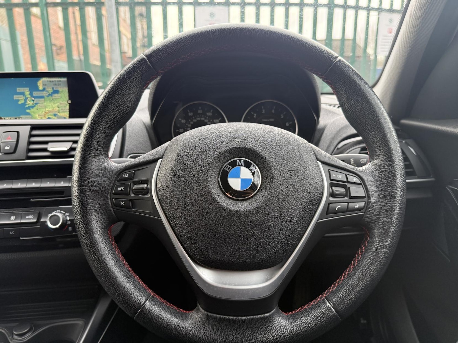 Used BMW 1 Series 2016 for sale - 77253670: Photo 25