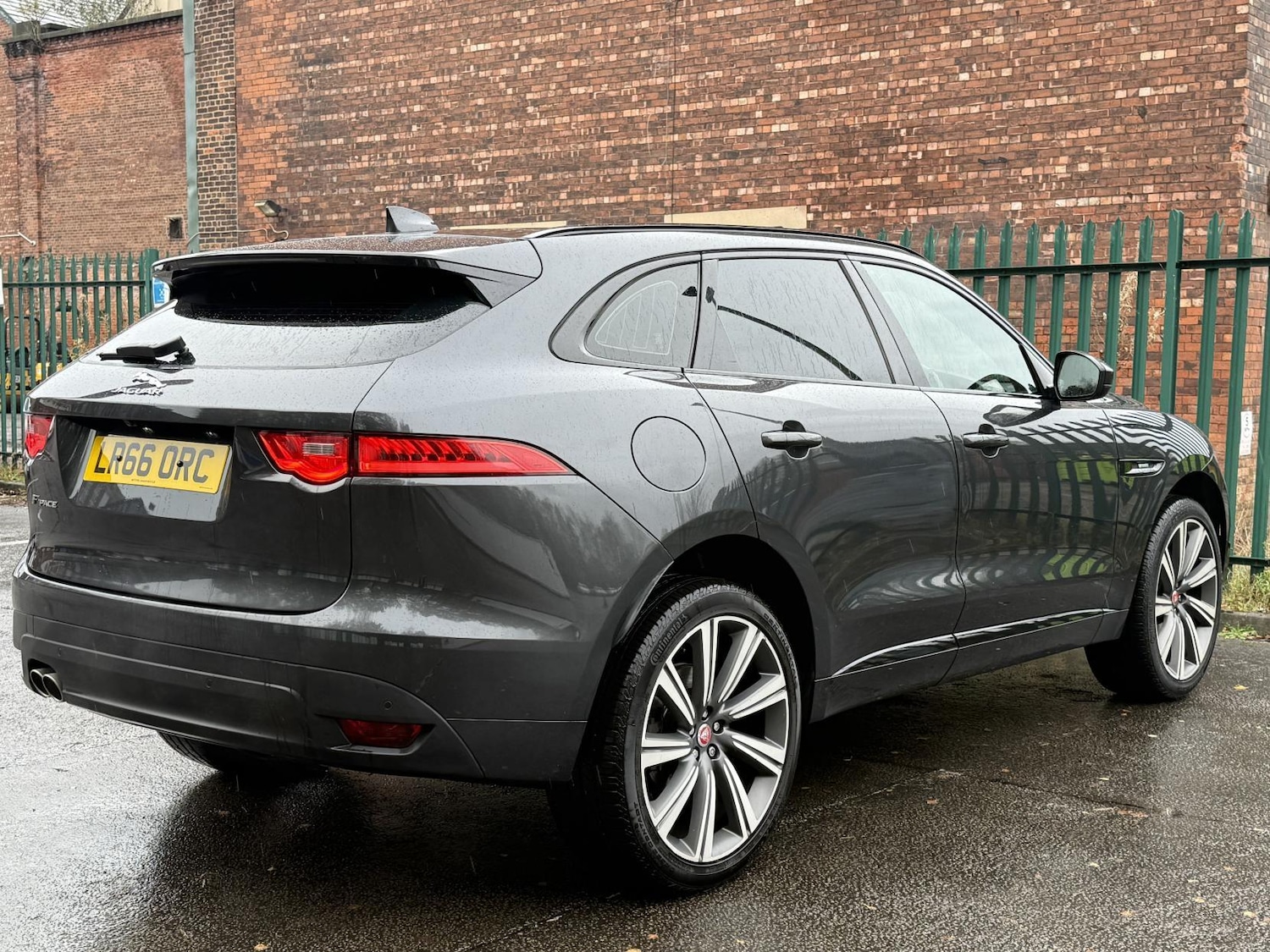 Used Jaguar F-Pace 2016 for sale - 76561598: Photo 11