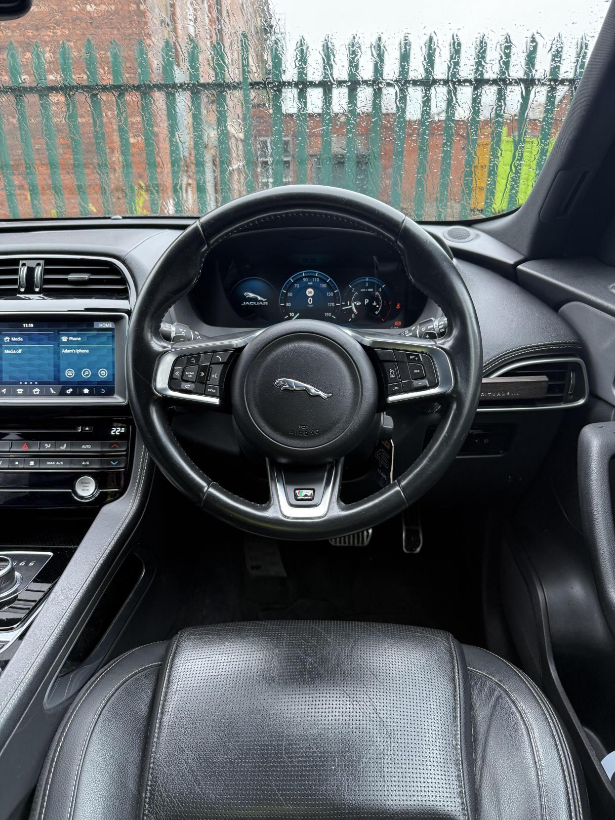 Used Jaguar F-Pace 2016 for sale - 76561598: Photo 23