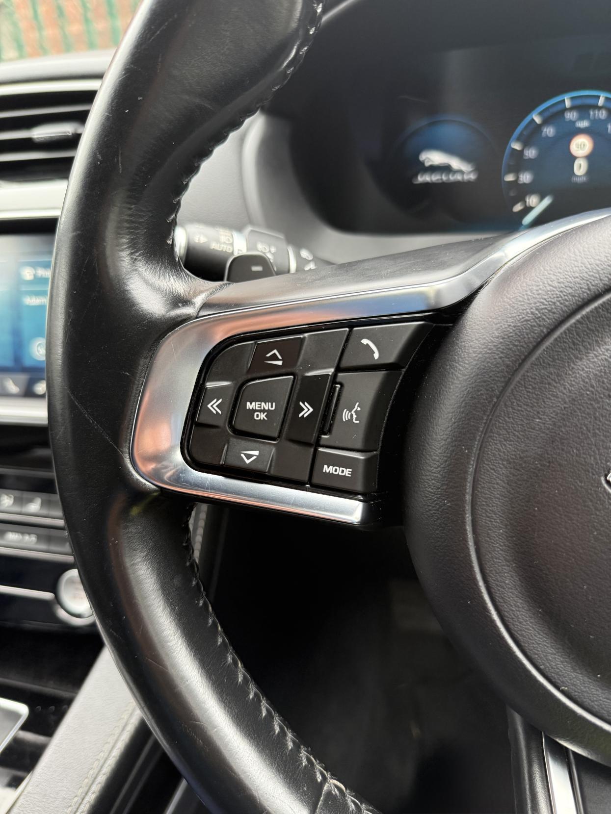 Used Jaguar F-Pace 2016 for sale - 76561598: Photo 25