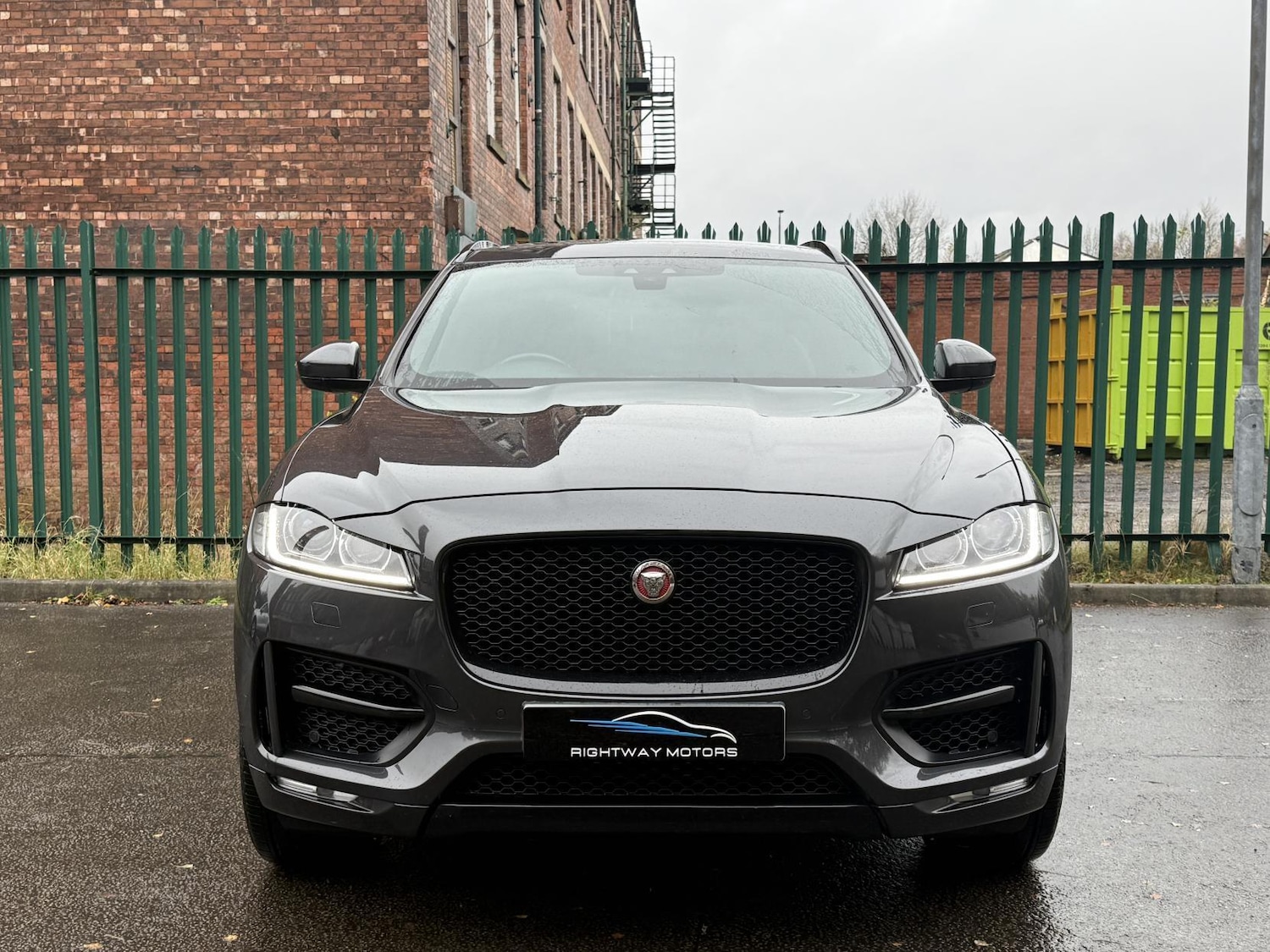 Used Jaguar F-Pace 2016 for sale - 76561598: Photo 3