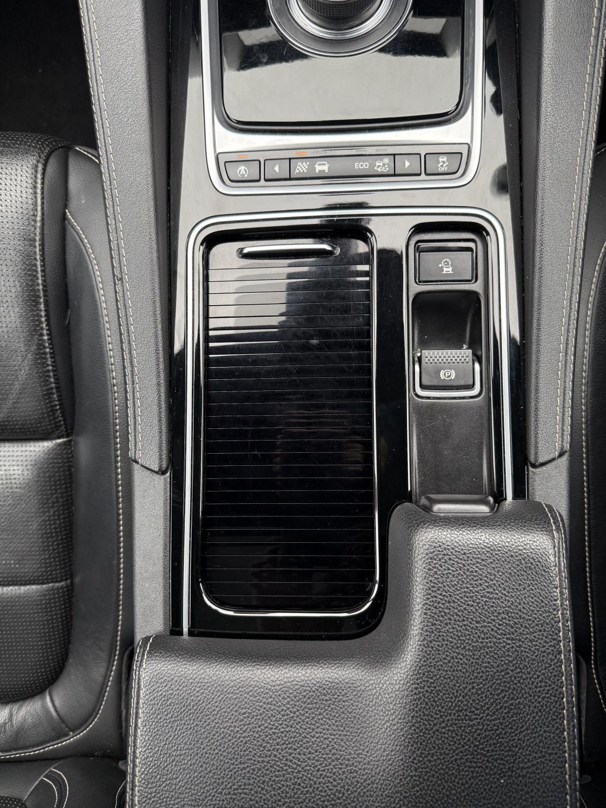 Used Jaguar F-Pace 2016 for sale - 76561598: Photo 37