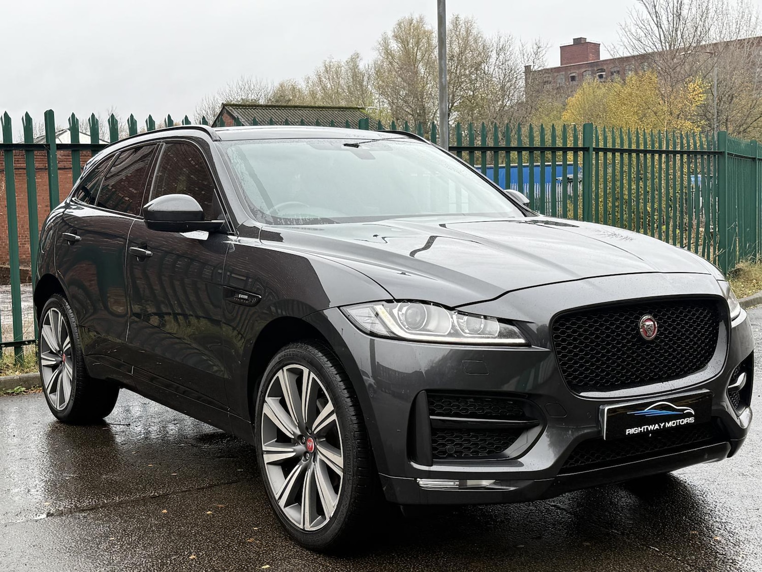 Used Jaguar F-Pace 2016 for sale - 76561598: Photo 6
