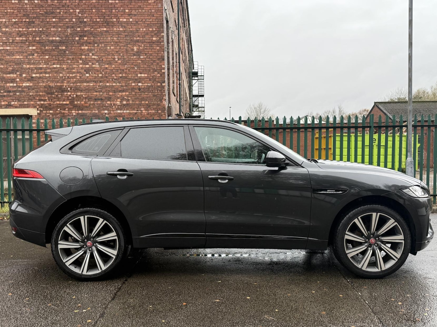 Used Jaguar F-Pace 2016 for sale - 76561598: Photo 8