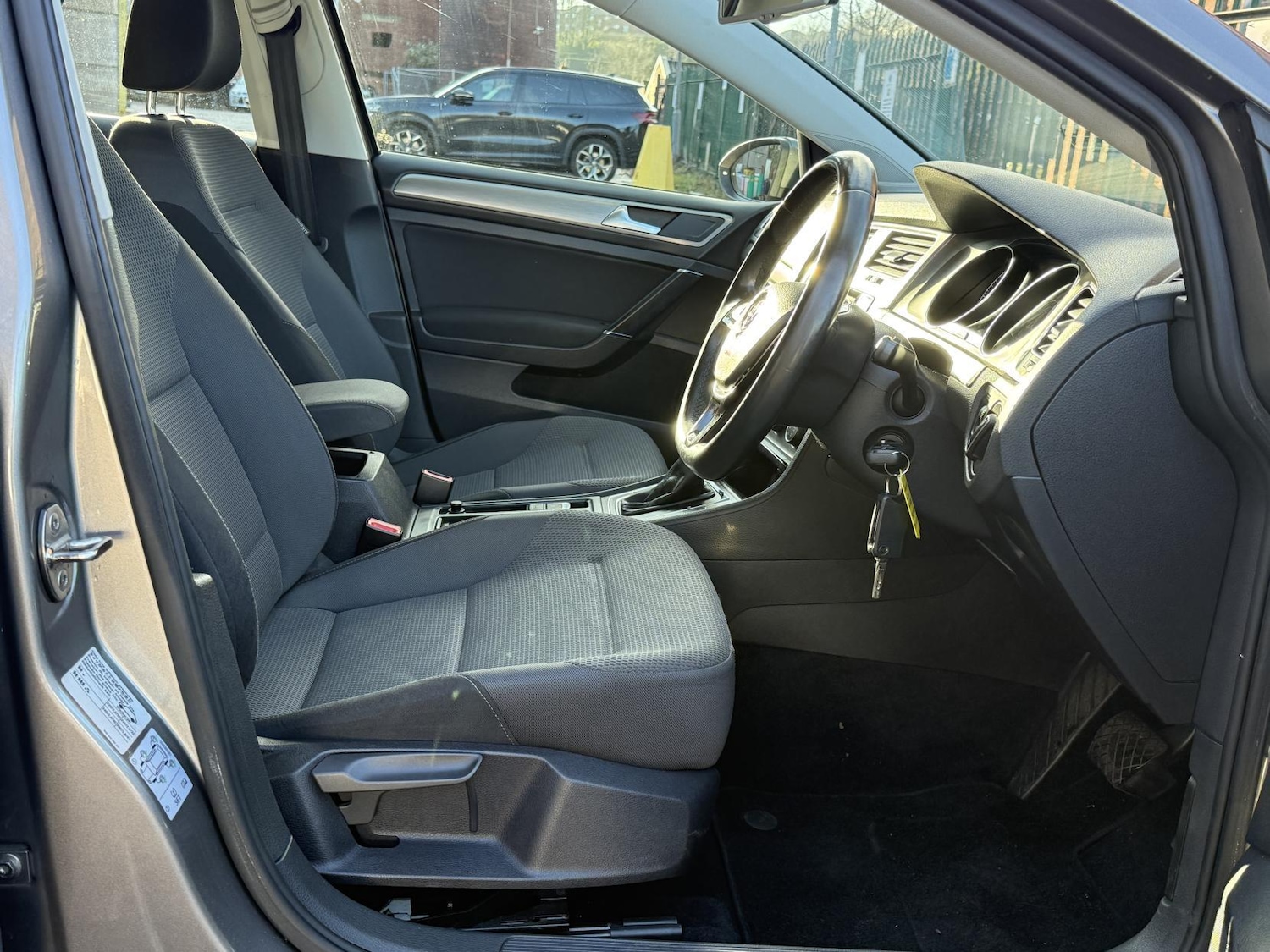 Used Volkswagen Golf 2014 for sale - 76472700: Photo 12