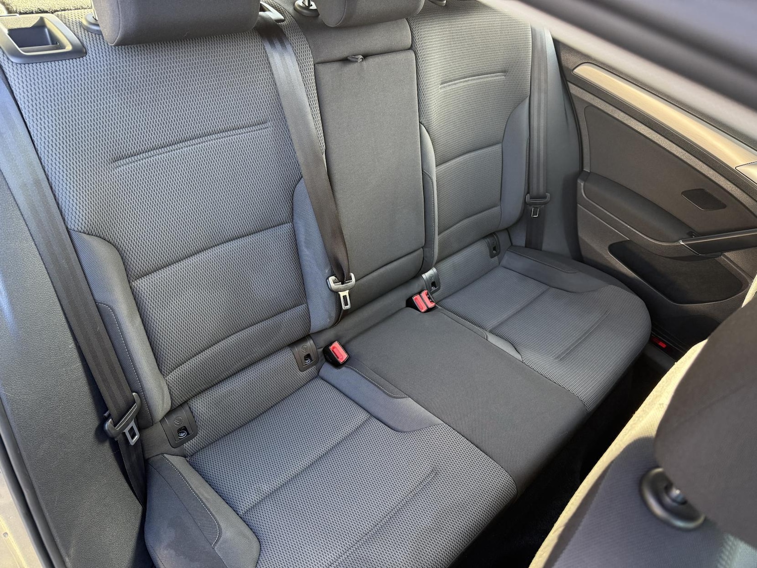 Used Volkswagen Golf 2014 for sale - 76472700: Photo 14