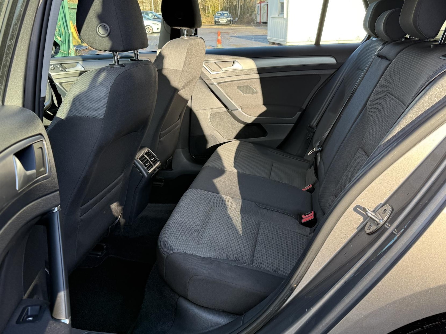 Used Volkswagen Golf 2014 for sale - 76472700: Photo 15