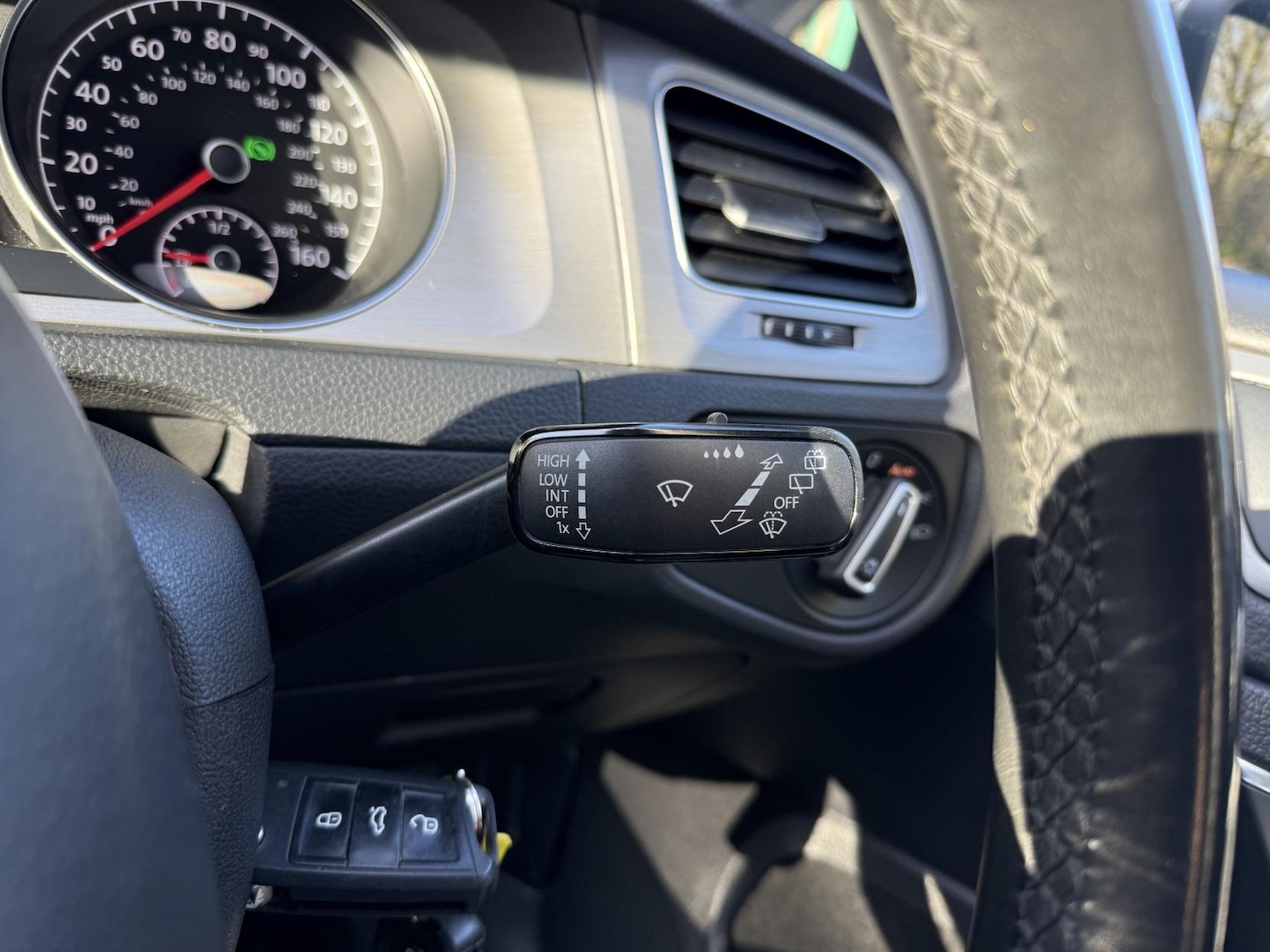 Used Volkswagen Golf 2014 for sale - 76472700: Photo 24