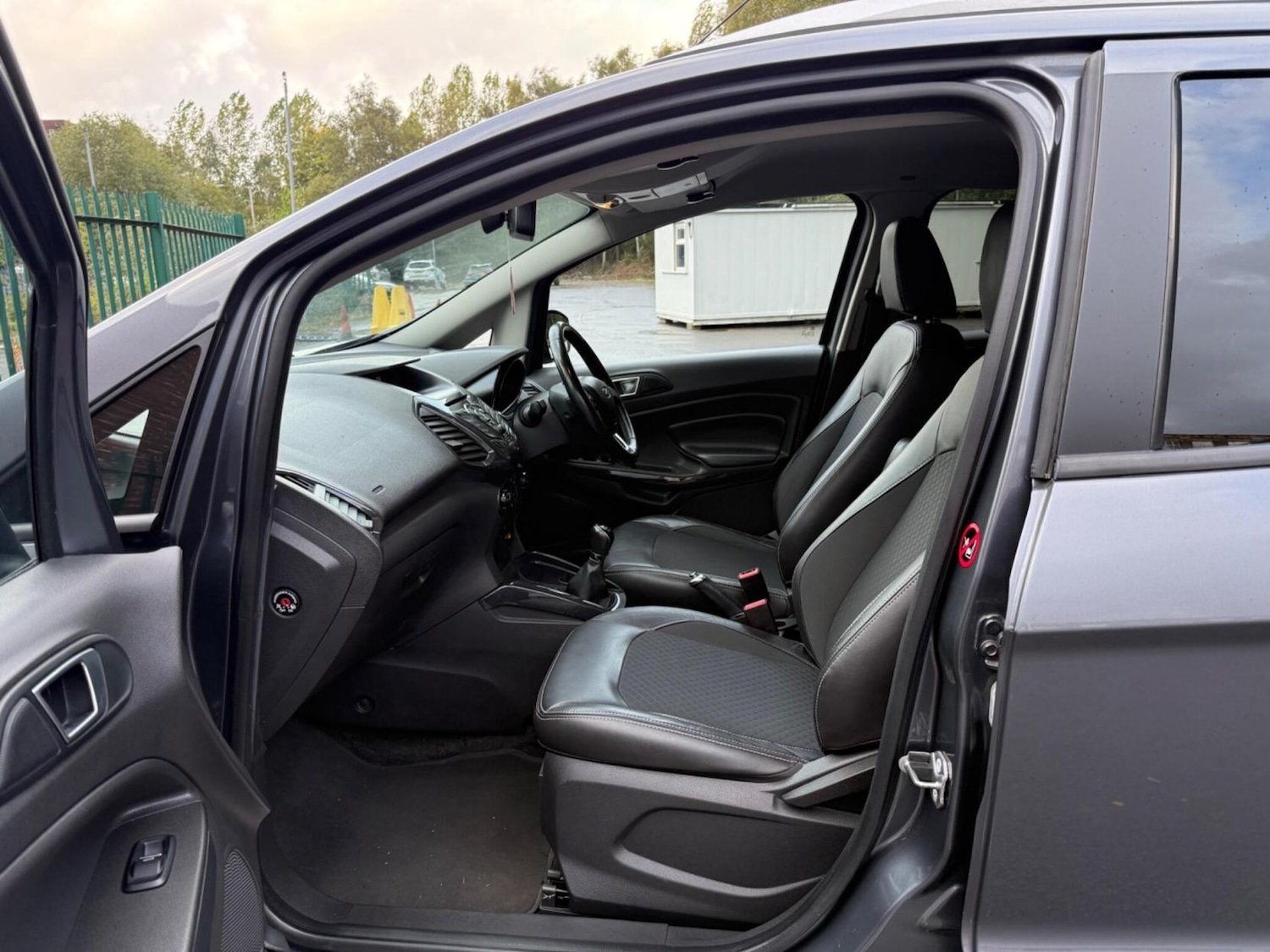 Used Ford Ecosport 2016 for sale - 76432200: Photo 28