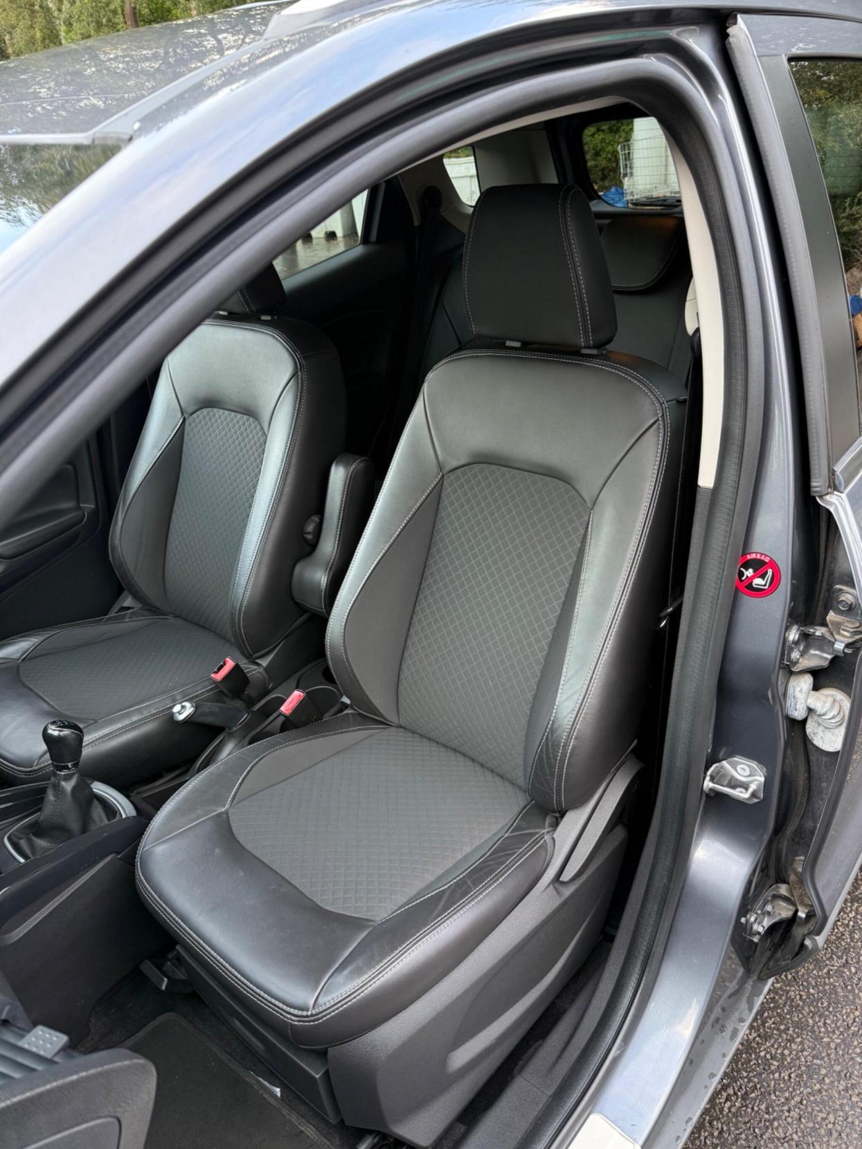 Used Ford Ecosport 2016 for sale - 76432200: Photo 29